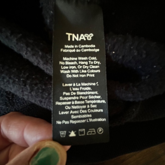 TNA pullover hoodie black with purple logo size M - Picture 9 of 15